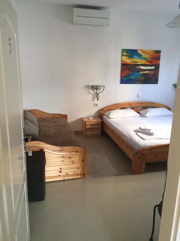 Apartments Lucija Brela Room photo