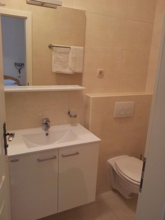 Apartments Lucija Brela Room photo