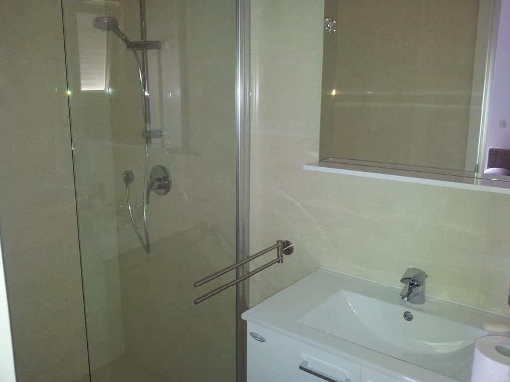 Apartments Lucija Brela Room photo